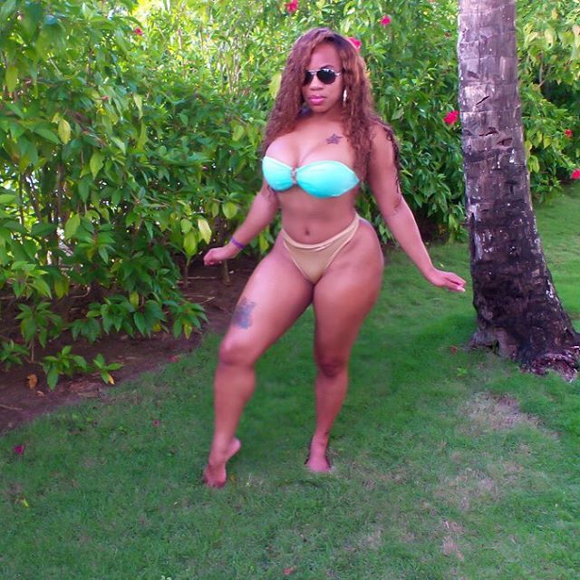 thots3704:  Dominque Chinn
