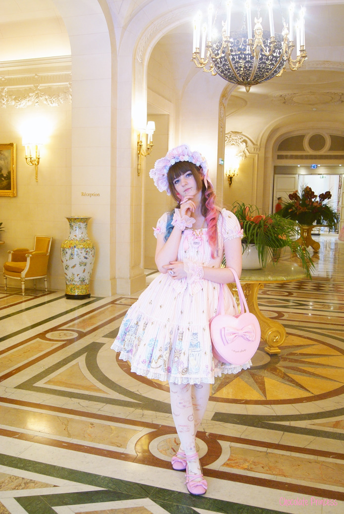 chocolate-princess:  At the Angelic Pretty Tea Party at the Shangri-La ! 