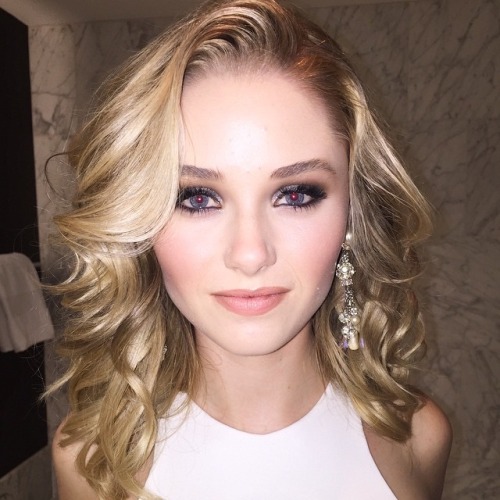 Finished look for @ginnygardner for @projectalmanacmovie premier! How perfect is this face? #ginnyga