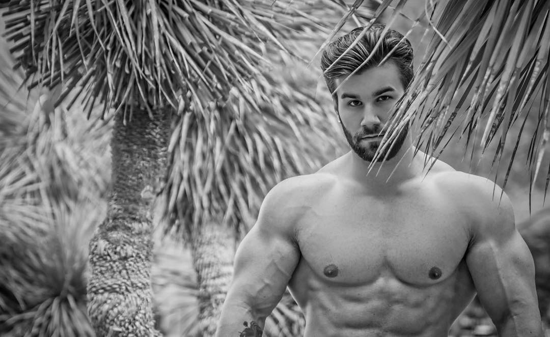 plax999: Jake Burton  Please repost and follow: https://plax999.tumblr.com/archive