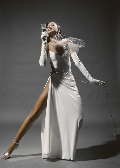 serafino-finasero: U.S. model Pat Cleveland in a dress by Antonelli, Milano, 1972 | photo Alfa Casta