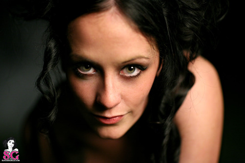 anothersuicidegiirl:  Shotgun in the set… In the Fog…