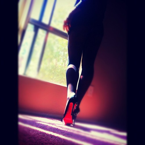 Porn You’re NOT on my level. #Christianlouboutin#redbottoms#blackonblack#heels#pantyhose#tights#nylons#me#brunette#walkinmyshoes#getonmylevel#womansworld#fashion#style#heels#stilettos#heels. photos