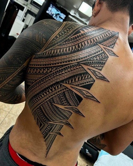 Maori Tribal Style Tattoo Pattern Fit For A Neck Back Chest With Example On  Body Stock Illustration  Download Image Now  iStock