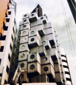 setdeco:KISHO KURUKAWA, Nagakin Capsule Towers, Tokyo, Japan, 1972