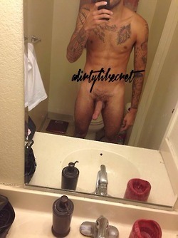 lyricsnpride:  http://www.datpiff.com/Don-Benjamin-High-Fashion-mixtape.526961.html donbenjamin support his new mixtape “High Fashion” he look good, but can also rap real good too 