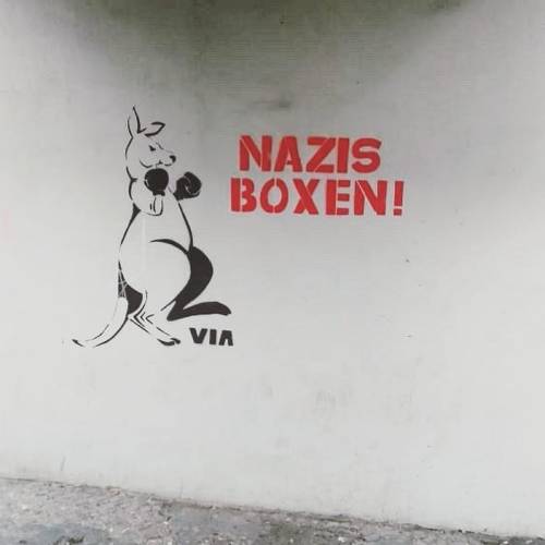 “Punch Nazis!” stencil in Berlin
