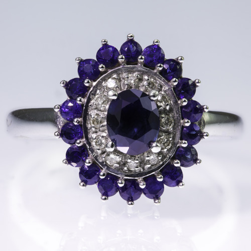 birthstonesgems: Luxury Sapphire Ring with Diamonds. Credits to Alden Chadwick 