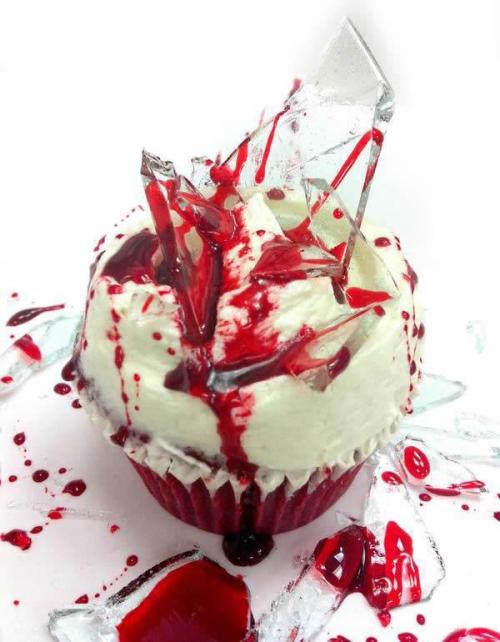 bigwes:  Yandere CupcakeIngredients1 Can white frosting1 Box Red Velvet Cake MixSugar Glass:2 cups water1 cup light corn syrup3 1/2 cups white sugar¼ teaspoon cream of tartarEdible Blood:½ cup light corn syrup1 tablespoon cornstarch¼