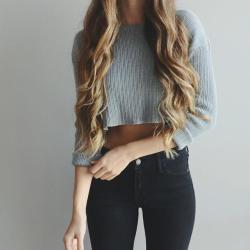 beautiful-halo-official:  Black skinny jeans