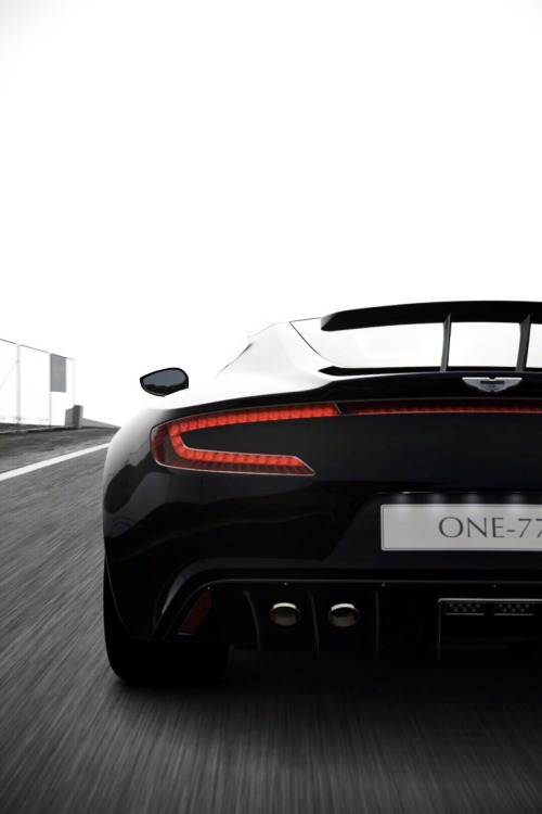 emilio888:  Aston Martin One-77 | © 2015 Emil Habouri