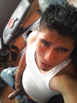 Hombre bellos y sexys pero sobre todo bien dotados