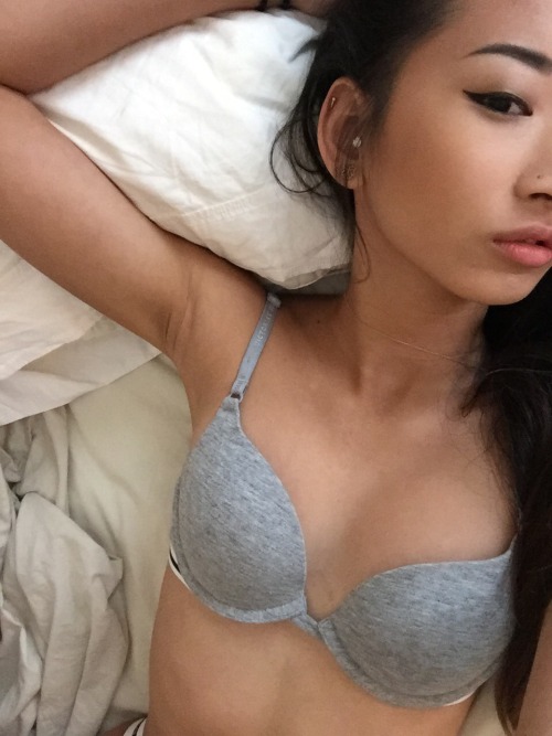 sabishi-slut:  Matching underwear always makes me feel better.