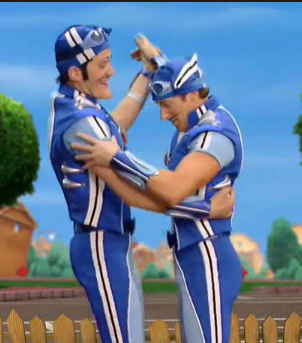 anakin-is-burnt-toast:Robbie Rotten/ Sportacus ½@darkwingsnark