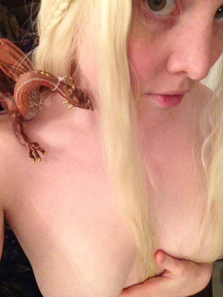 nsfwfoxyden:  WHERE ARE MY DRAGONS?!??!?!?! … jk don’t mind me lol. :P Thank