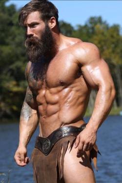 jocks-bros-n-hipsters:  furonmuscle:  !!!