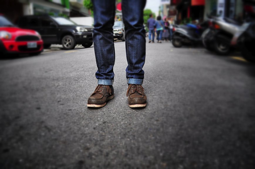 red-wing-shoes-taiwan:  Red Wing - Work Heritage #8890 in Dark Charcoal “Rough