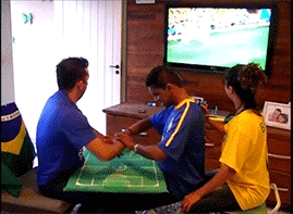 chicagobowls:Deafblind Brazilian “watches” World Cup with the help of his friends - Video