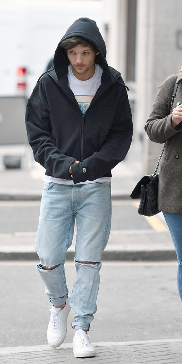 louisforlunch:22/02