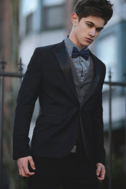 shadowsofsilver:  strangeforeignbeauty:  Christian Grace | Photographed by Toby Nguyen  Be classy. 
