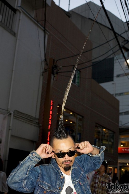 AvantGarde Harajuku Director w/ World’s Tallest Mohawk [x]