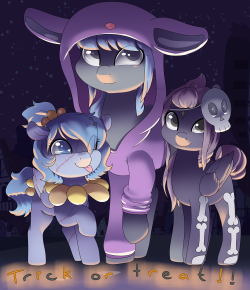 askbubblepop:  Happy nightmare night! If youre going out, have fun and be safe! Bubble, Rue, and Carousel hope you have a lovely time and can’t wait to share their candy with you!   x3 D’aww~ :3