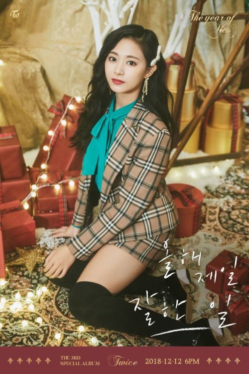 fyeah-tzuyu: Tzuyu - The Year of Yes