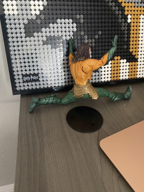 Making Aquaman Action Figure Do Funny Stuff
