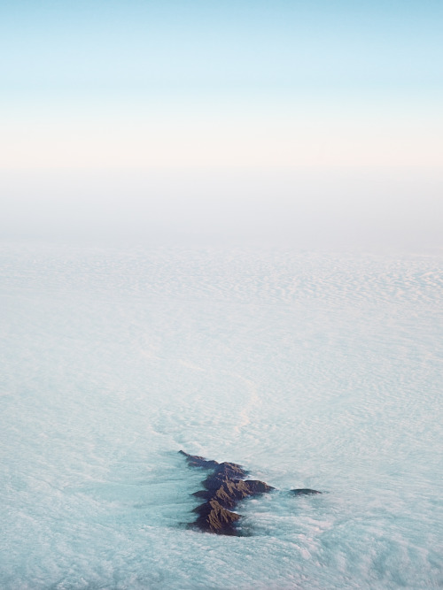 jameschororos: Flight views