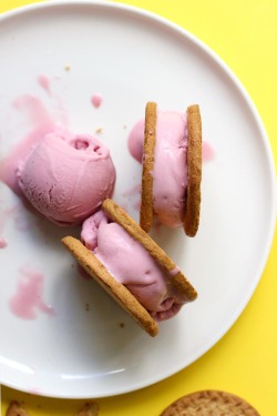 sweetoothgirl:  Mulberry Ice Cream  