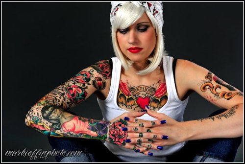  Lauren Jewels 
