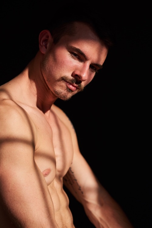 wilxxybear:  Me by Cedric Terrell