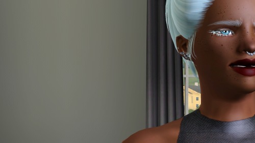 ayy, some in-game screencaps of her face. (the second pic is how i feel about the differences b