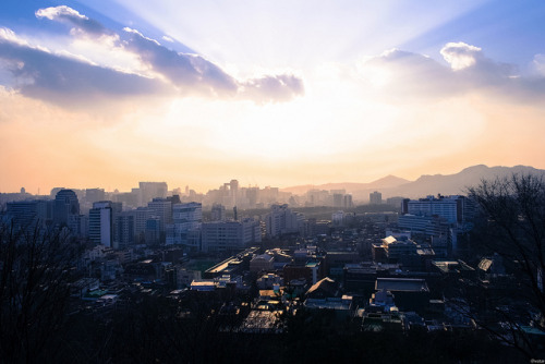 Seoul Sunset by Vatar on Flickr.