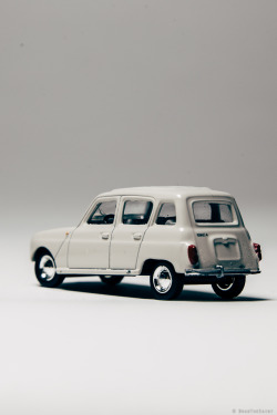 bradthesaint:  toycars by BradTheSaint 