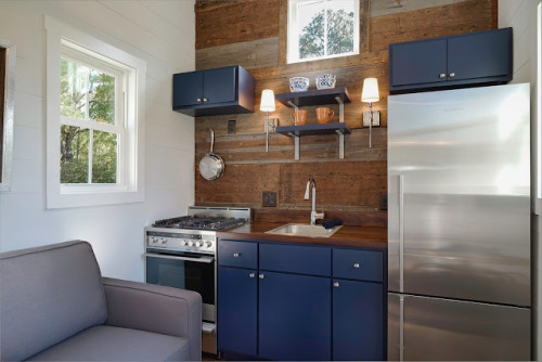 tinyhousecollectiv - Indigo tiny house from Driftwood Homes