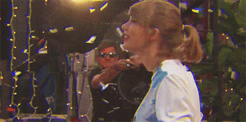 dancingwithourshandstied:4 years of 1989