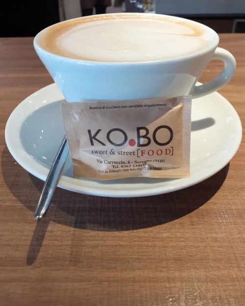 #20Febbraio2023🗓 Passaggio da via Carroccio, 🥛 cappuccino “al volo” non cannellato da @kobofood
Anticipo #buonaserata❤️
https://www.instagram.com/p/Co49eIEtyug/?igshid=NGJjMDIxMWI=