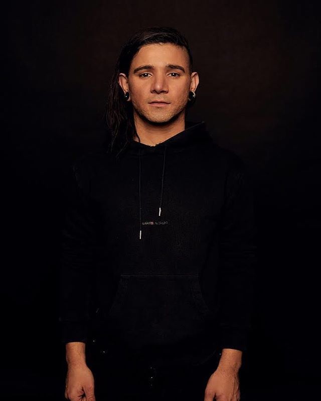 SKRILLEX —
