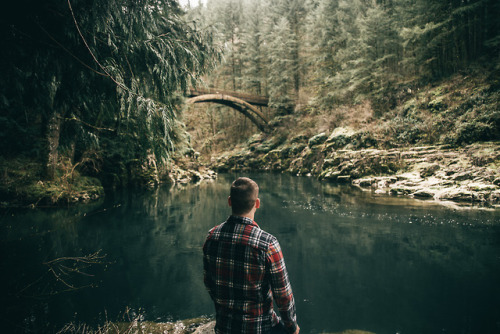 hannahkemp:Typical photo of a guy in flannel in the Pacific Northwest. 
