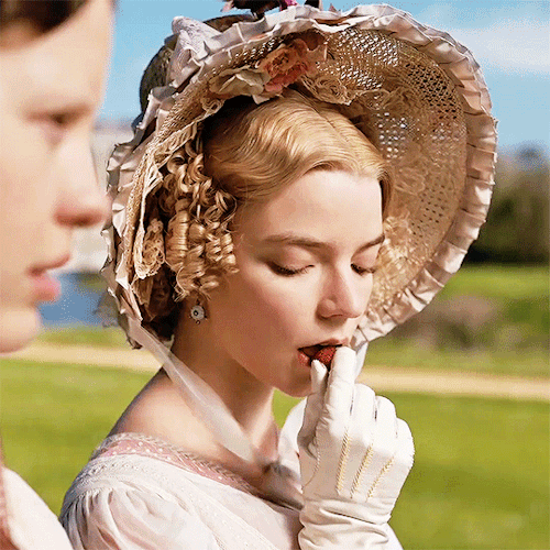ANYA TAYLOR-JOY In EMMA (2020)dir. Autumn De Wilde