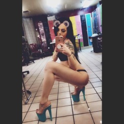 stripper-locker-room:  https://www.instagram.com/gracelynn_1015/