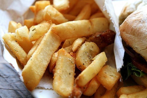 foodluxury:  Love Food? This blog is for you. 