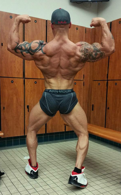 hn6hus:  Carlos Chapa 