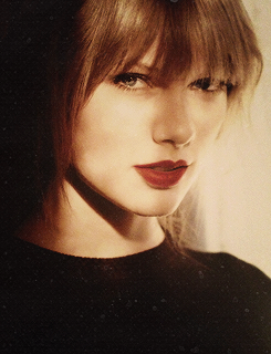 uniqueswift-blog:   You’ve got your demons and darling, they all look like me.