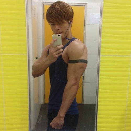 6sg:  I love the first photo. http://6sg.tumblr.com/archive
