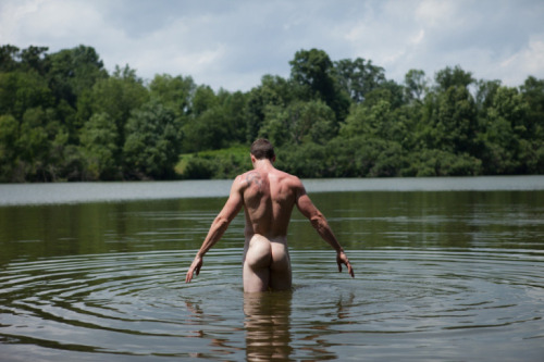 mansexfashion:  Photographer:  Nick TurnerMan+Sex=FashionFollow Me on Instagram 