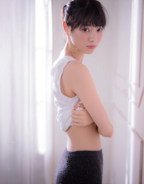 Nanase Nishino - anan