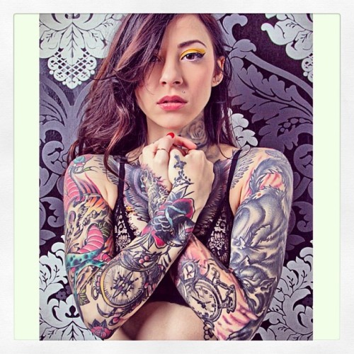 gogoblackwater:  By Alexander Pellegrin  Prints available 🐺 - http://missblackwater.etsy.com 