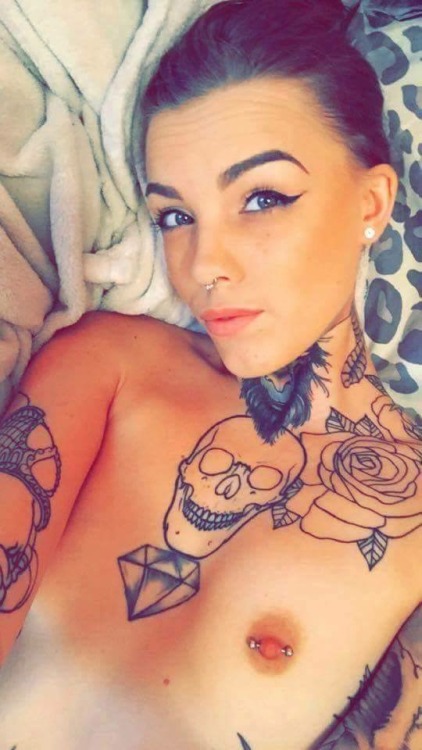 submitbeauty:  newslutzz:Sarah Speagle, 21 y/o - Vale, North Carolina Nude Amateur Contest!!! Submit your nude amateur photos/videos:http://submitbeauty.tumblr.com/submitE-mail nude pics/videos: SubmitBeauty@gmail.comAmateur nude photos/videos only!